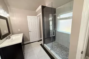 2749 Crystal Glenn Cir, Hurst, TX 76054 - Photo 22
