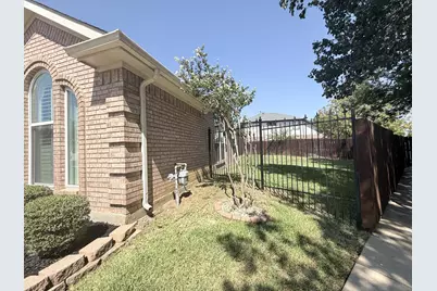 2749 Crystal Glenn Circle, Hurst, TX 76054 - Photo 2