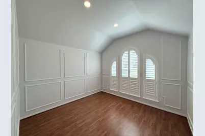 2749 Crystal Glenn Circle, Hurst, TX 76054 - Photo 4