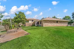 4813 Woodcreek Ct, North Richland Hills, TX 76180 - Photo 26