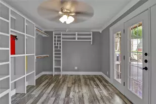 2706 Oak Cliff Ln, Arlington, TX 76012 - Photo 22