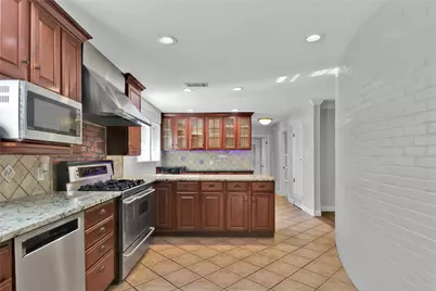 2706 Oak Cliff Lane, Arlington, TX 76012 - Photo 16