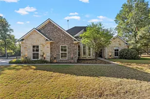580 Whispering Oaks, China Spring, TX 76633 - Photo 36