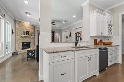 580 Whispering Oaks, China Spring, TX 76633 - Photo 12