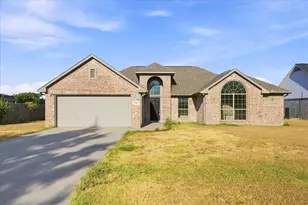 509 Jouette St, Farmersville, TX 75442 - Photo 1