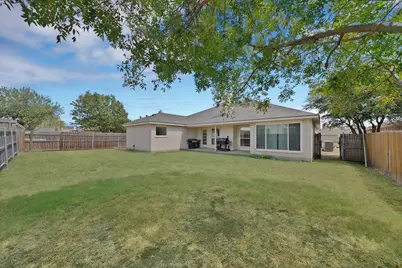 920 Cedar Ridge Lane, Burleson, TX 76028 - Photo 28