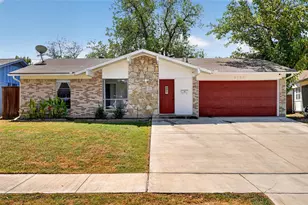 2130 Bowie Dr, Carrollton, TX 75006 - Photo 2
