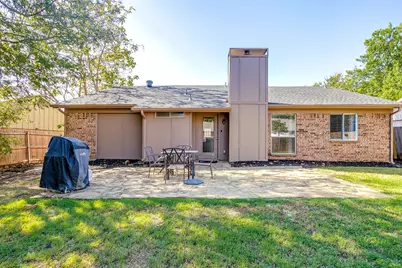 5921 Chisholm Trail, Haltom City, TX 76148 - Photo 38