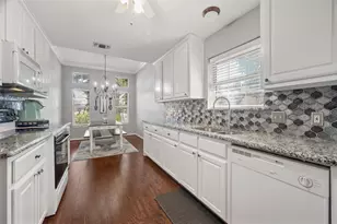 700 Blanton Dr, Sherman, TX 75092 - Photo 10