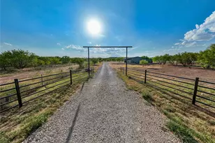 1219 Co Rd 224, Breckenridge, TX 76424 - Photo 2