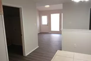 12207 China Lake Dr, Dallas, TX 75253 - Photo 2