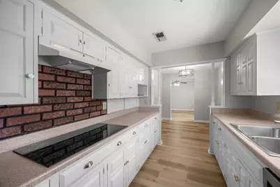 715 Melrose Drive, Richardson, TX 75080 - Photo 10