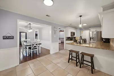 805 Laura Avenue, Corsicana, TX 75110 - Photo 6