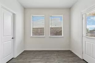 2000 Angus Dr, Little Elm, TX 75068 - Photo 10