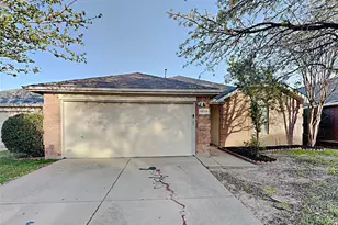 11820 Ponderosa Pine Dr, Fort Worth, TX 76244 - Photo 1