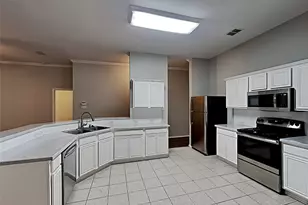 11820 Ponderosa Pine Dr, Fort Worth, TX 76244 - Photo 2