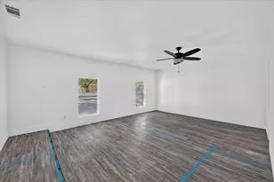 4809 Melinda Dr, Forest Hill, TX 76119 - Photo 4