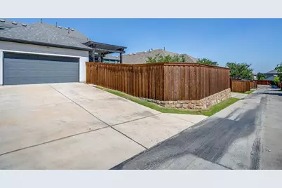 13821 Parkline Way, Fort Worth, TX 76008 - Photo 34
