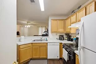 2001 Waleska Plaza, Dallas, TX 75211 - Photo 8