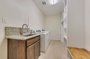 2121 N Mockingbird Ln, Midlothian, TX 76065 - Photo 18