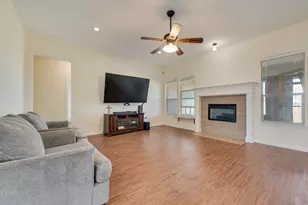 2121 N Mockingbird Ln, Midlothian, TX 76065 - Photo 10