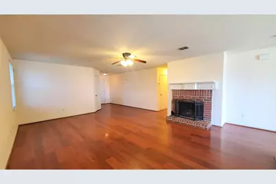 7536 Almondale Drive, Fort Worth, TX 76131 - Photo 4