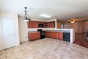 7536 Almondale Dr, Fort Worth, TX 76131 - Photo 8