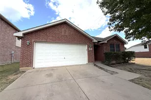 7536 Almondale Dr, Fort Worth, TX 76131 - Photo 2