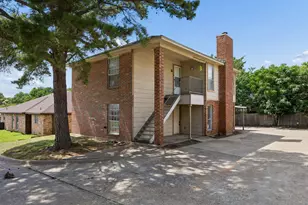 2005 Minnie Dr, Arlington, TX 76012 - Photo 1