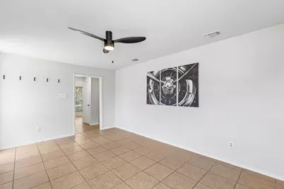 2005 Minnie Drive #1B, Arlington, TX 76012 - Photo 4