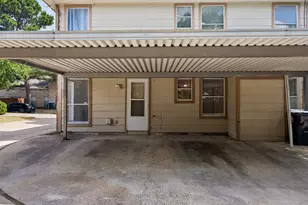 2005 Minnie Dr, Arlington, TX 76012 - Photo 2