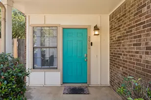 2906 Northrope St, Euless, TX 76039 - Photo 2