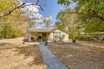404 Calgary Road, Azle, TX 76020 - Photo 2