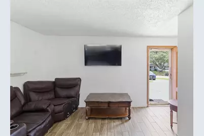 2729 Posey Drive, Irving, TX 75062 - Photo 14