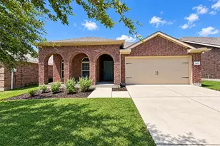 1213 Lambert Dr, Princeton, TX 75407 - Photo 2