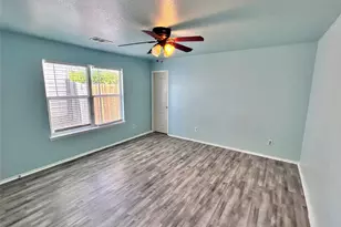 7073 Wax Berry Dr, Dallas, TX 75249 - Photo 18