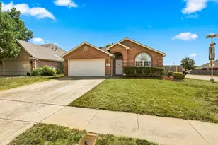 8900 San Joaquin Trail, Fort Worth, TX 76118 - Photo 2