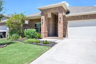 841 Blackhorse Trail, Fort Worth, TX 76247 - Photo 2