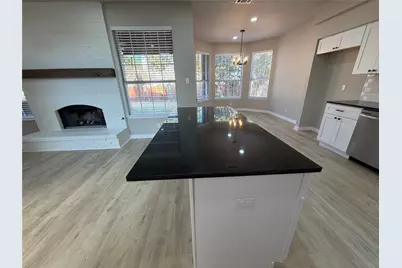 2300 Brooklake Street W, Denton, TX 76207 - Photo 6