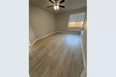 2300 Brooklake Street W, Denton, TX 76207 - Photo 10