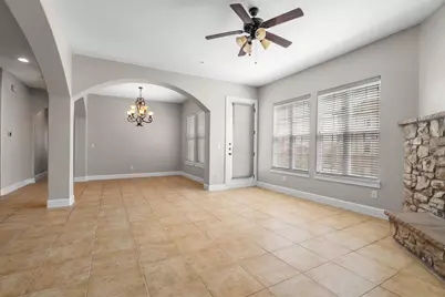 555 Via Amalfi #312, Irving, TX 75039 - Photo 6