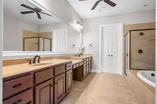 555 Via Amalfi, Irving, TX 75039 - Photo 16