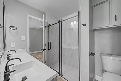 5013 Buttonwood Lane, Garland, TX 75043 - Photo 4