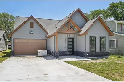 2936 Henry Road, Lancaster, TX 75134 - Photo 2