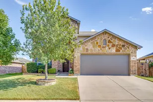 352 Pin Cushion Trail, Burleson, TX 76028 - Photo 2