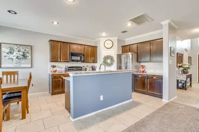 352 Pin Cushion Trail, Burleson, TX 76028 - Photo 10