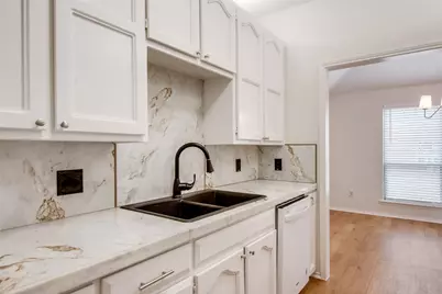 510 Norwood Place #9, Arlington, TX 76013 - Photo 6