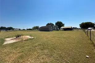 11225 County Rd 510, Venus, TX 76084 - Photo 24