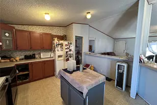 11225 County Rd 510, Venus, TX 76084 - Photo 8