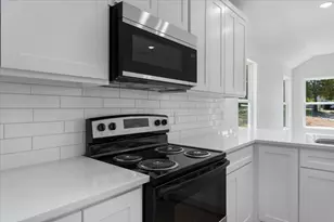 415 E Monterey St, Denison, TX 75021 - Photo 10